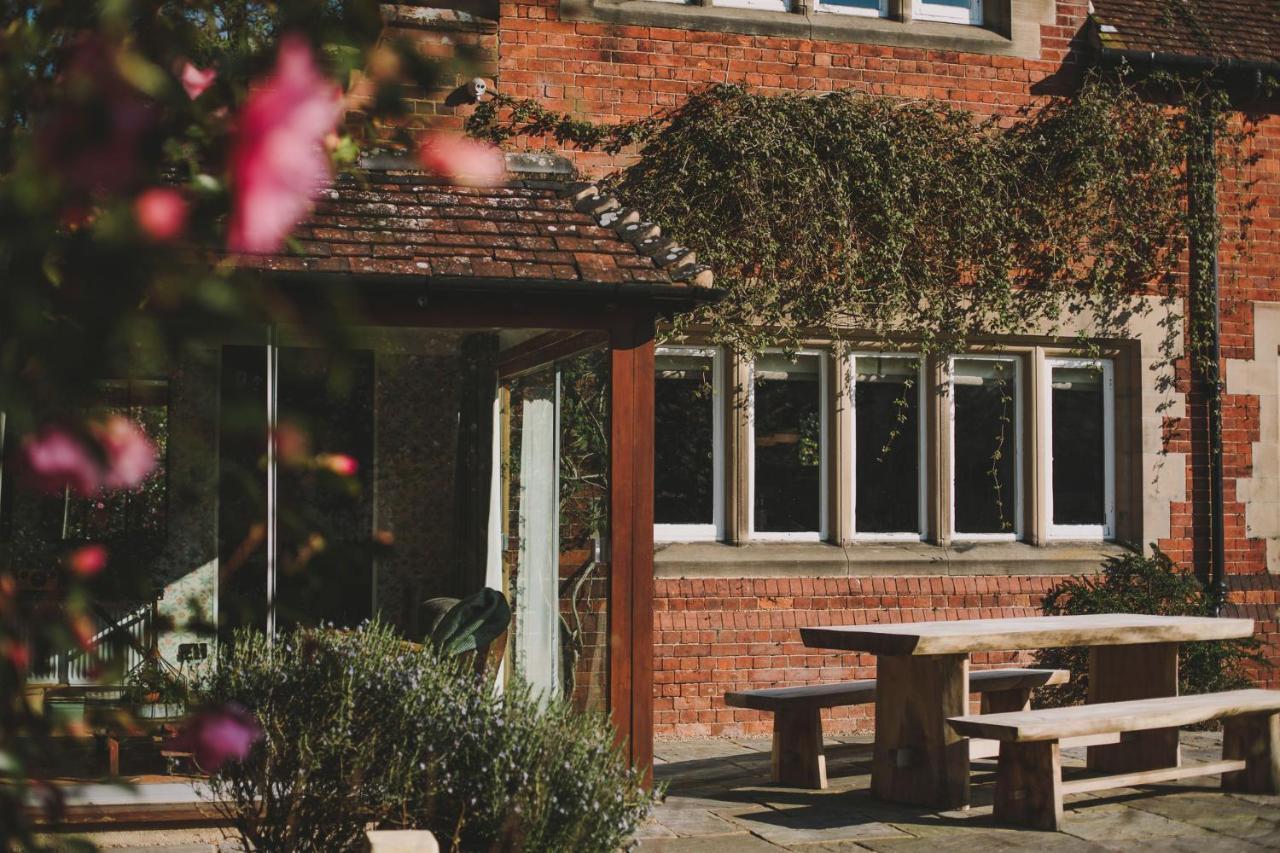 Гостевой дом Hampton Manor Экстерьер фото